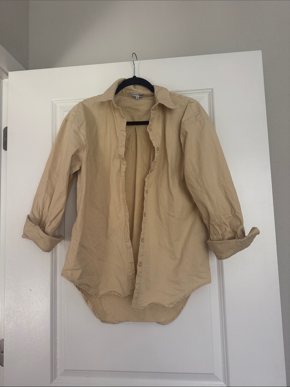 Fashion Nova Cream Button-Up Shirt